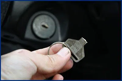 Advantage Locksmith Store Levittown, NY 516-399-0736 - 13-key-broke